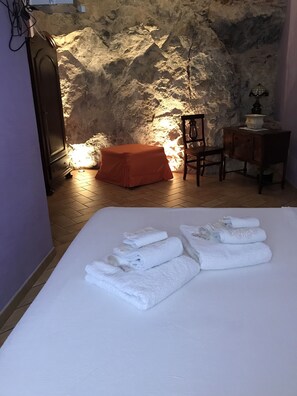 Chambre Triple Confort (Viola)