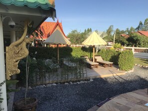 Udendørs pool, liggestole