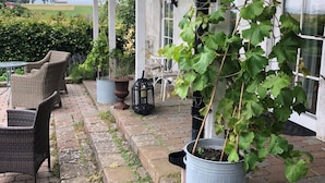 Courtyard - Glimminge Bed & Breakfast (Simrishamn)