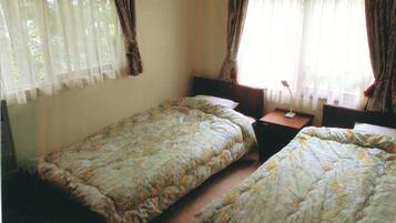 Twin Room | Free WiFi, bed sheets