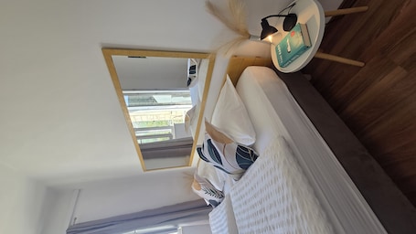 Double or Twin Room, Balcony, Sea View. Villa Konalic