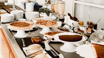 Daily continental breakfast for a fee