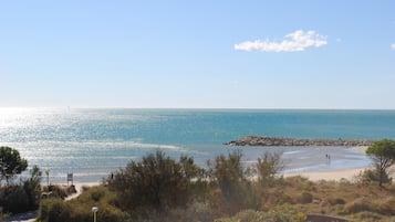 Na praia
