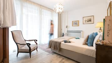 Apartment, 2 Bedrooms (4) | 1 bedroom, down comforters, free minibar items, in-room safe