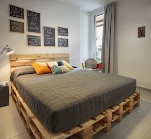 Apartment, 1 Bedroom (1) | Down duvets, free minibar items, in-room safe, individually decorated - Rivetto Suites (Alba)