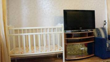 Standard-Apartment | Wohnzimmer | Flachbildfernseher