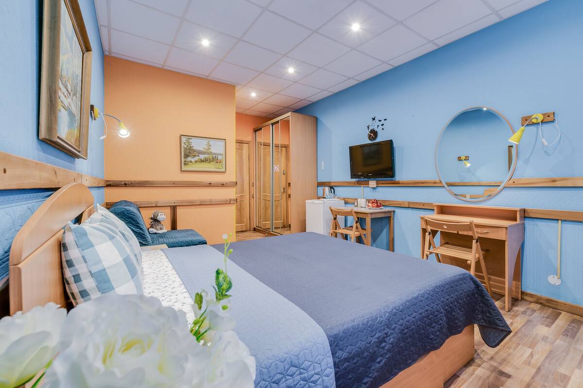 Standard Double Room | Desk, laptop workspace, iron/ironing board, free WiFi