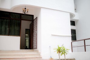 Lối vào nơi lưu trú