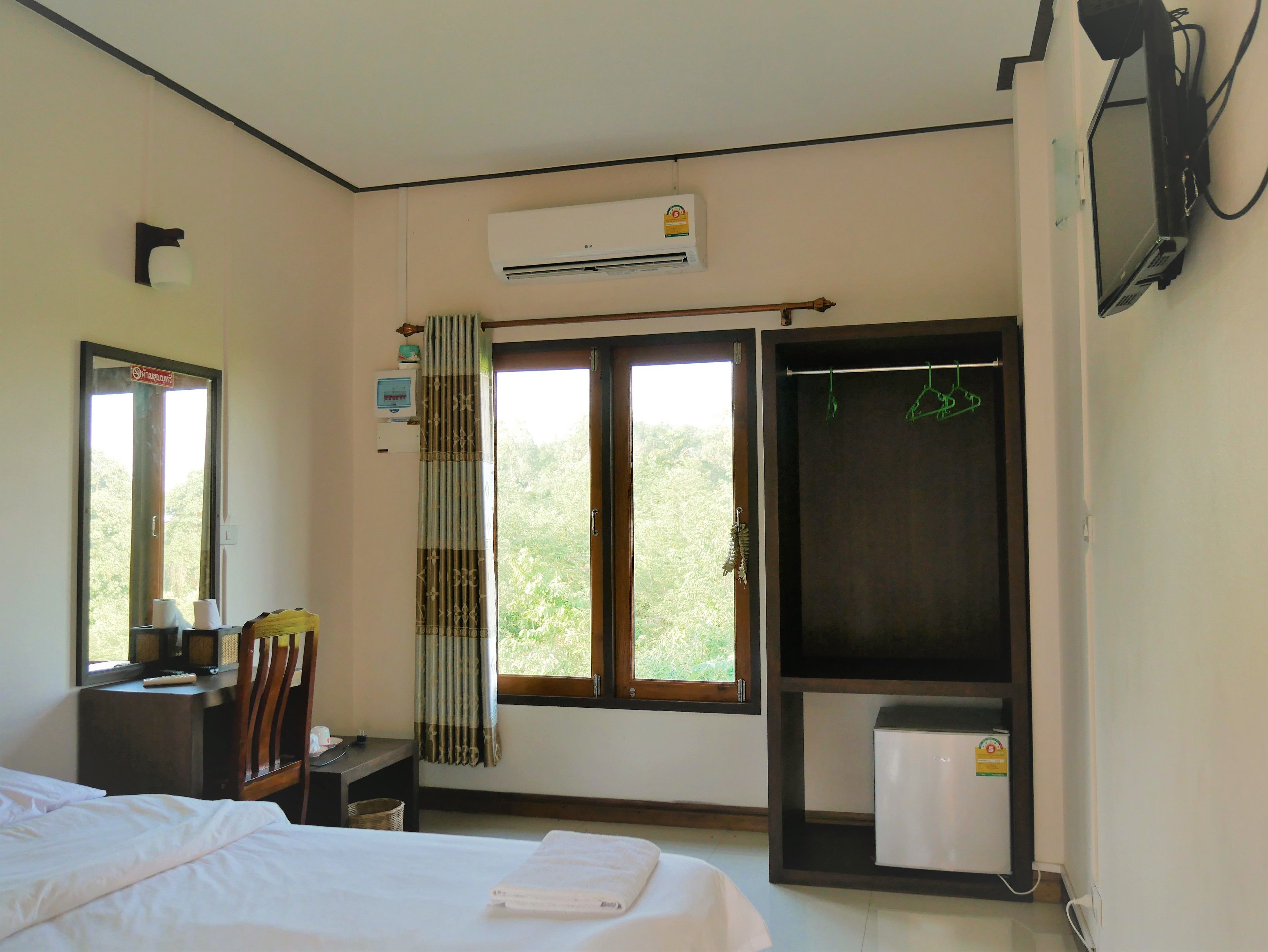 Standard Double Room | Free WiFi