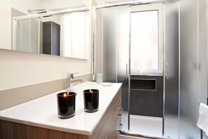 Chambre Double ou avec lits jumeaux | Salle de bain