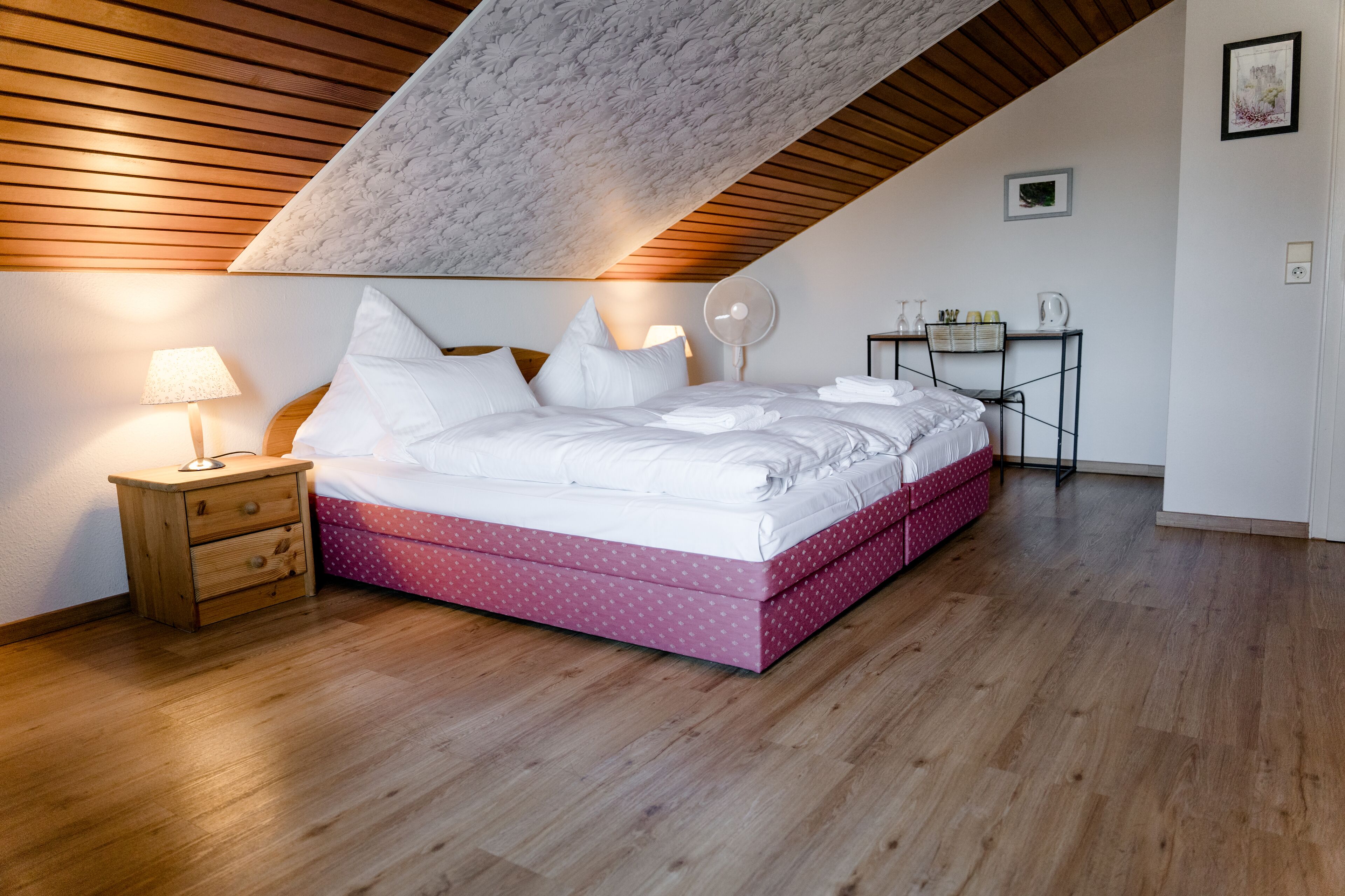 standard double room, private bathroom, garden view | 1 bedroom