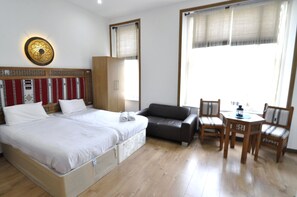 Double or Twin Room, 1 Double Bed