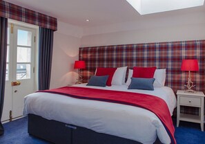 Family House, 3 Bedrooms | 3 bedrooms, iron/ironing board, free WiFi, bed sheets - Mapmakers Townhouse (Edinburgh)