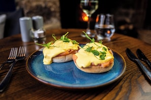Free English breakfast