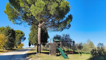 Children's play area - outdoor