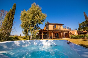 Superior Villa, Hot Tub (Villa Vino) | Terrace/patio