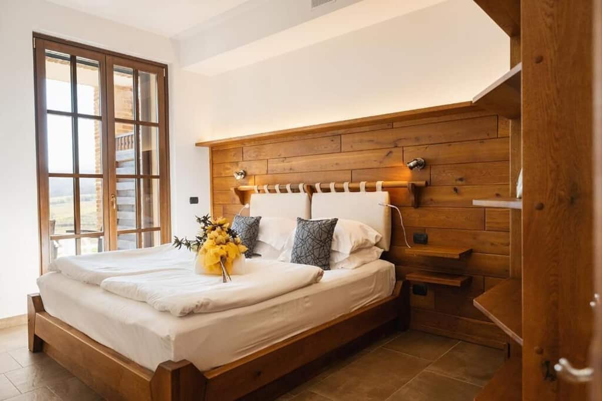 3 camere, biancheria da letto di alta qualità, copriletto in piuma