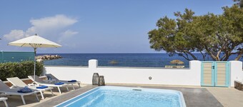 Almyriki Beach Villa