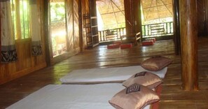 Shared Dormitory, Mixed Dorm | Desk, free WiFi, bed sheets - Mai Chau Hotel & Homestay 24 - Hostel (Mai Chau)