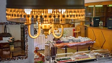 Gratis morgenmadsbuffet hver dag