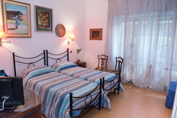 Blackout curtains, rollaway beds, free WiFi, bed sheets