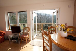 Living room - Inversnaid Bunkhouse - Hostel (Arrochar)