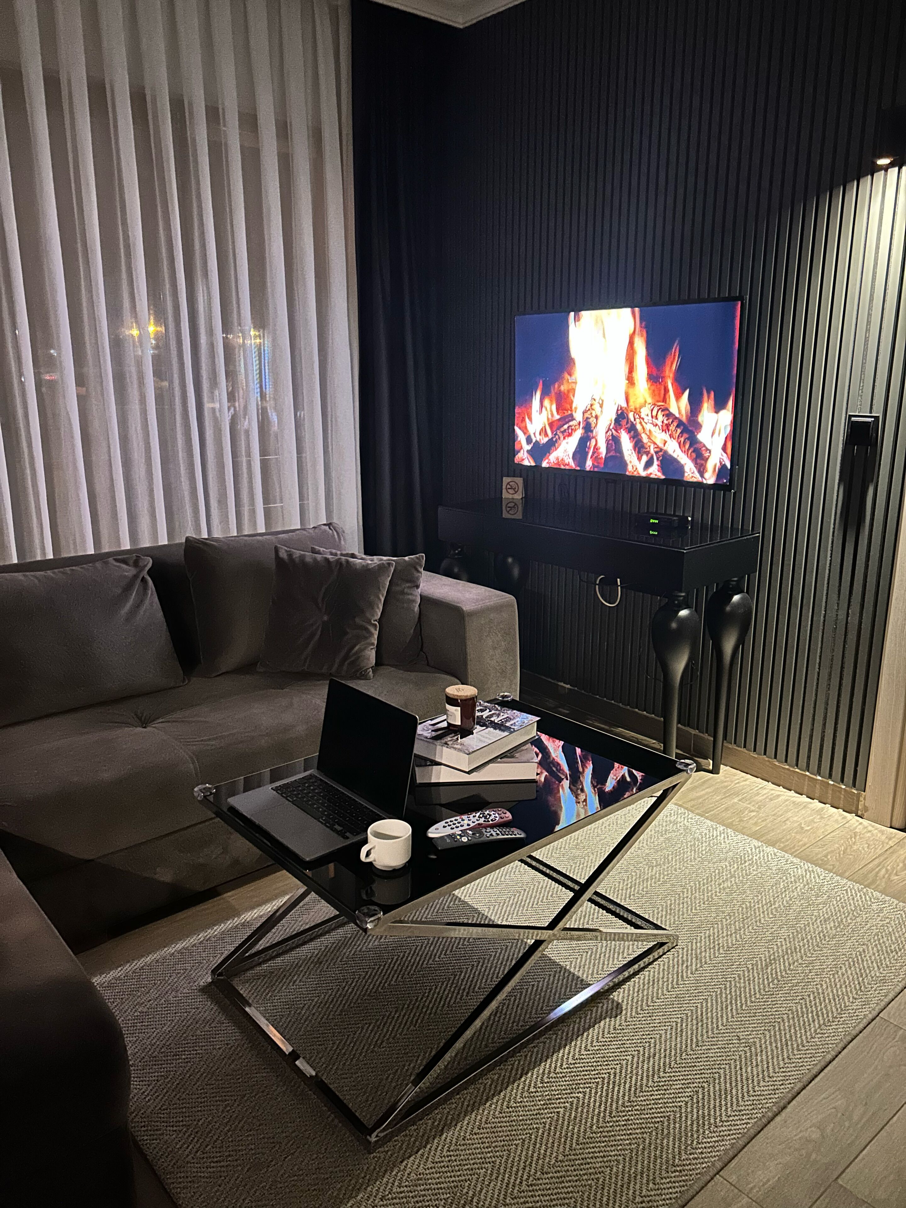 Suite Deluxe, 1 habitación, planta ejecutiva | Zona de estar | Suelo radiante