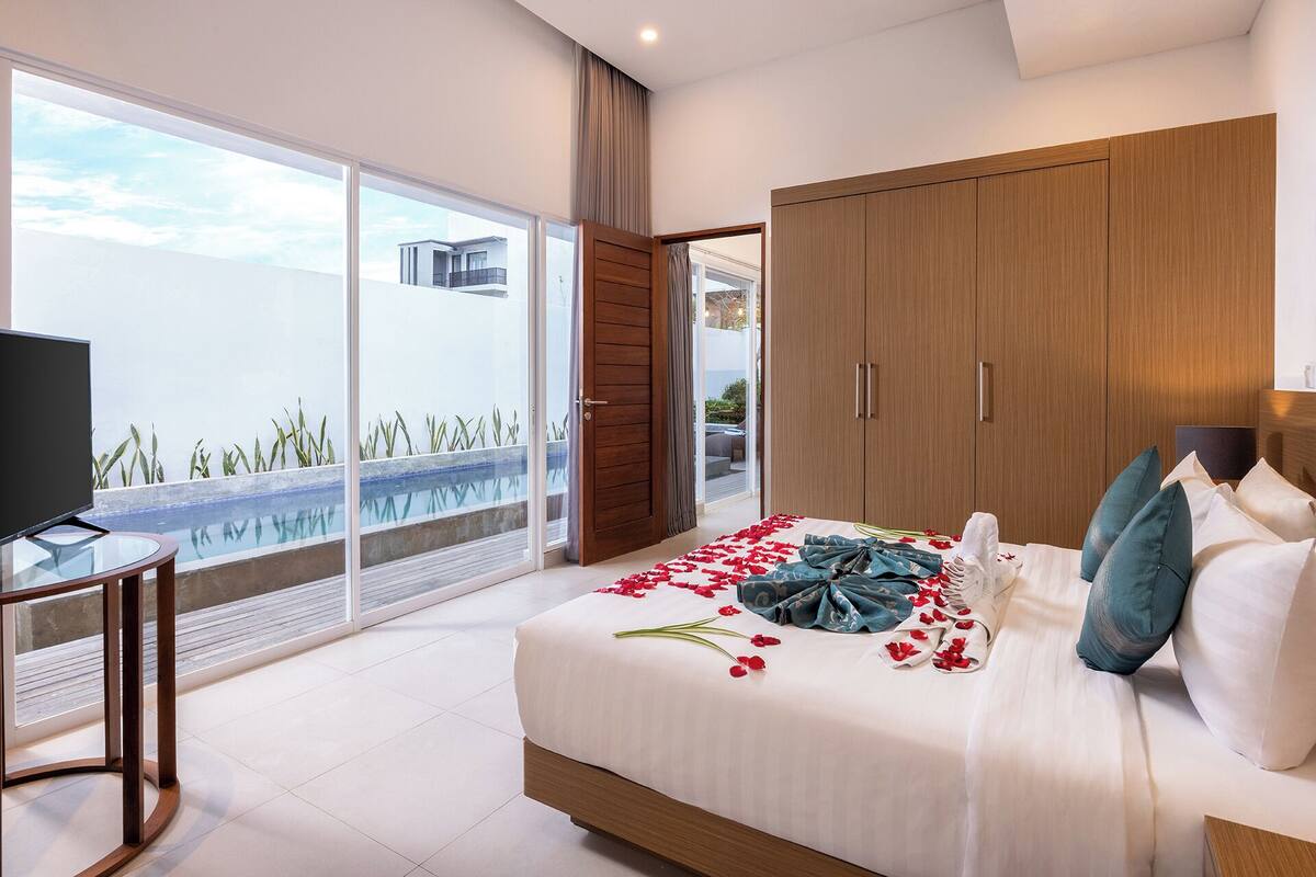 One Bedroom Pool Villa | 3 bedrooms, premium bedding, in-room safe, desk