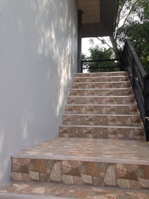 Exterior - Water's House (Surat Thani)