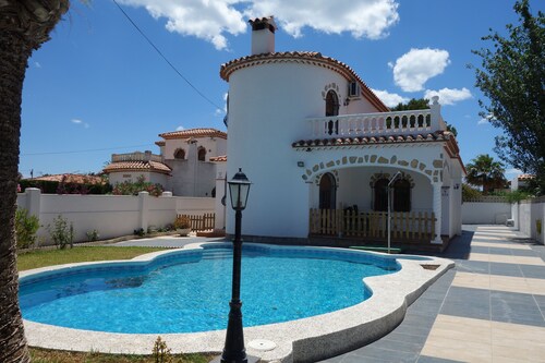 Villa for 10 people, in Miami Playa located 800m from the beach