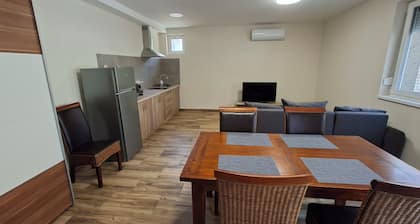 Aranyhal Apartmanház