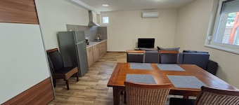 Aranyhal Apartmanház