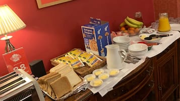 Daily English breakfast for a fee