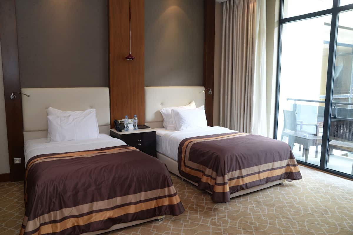 Phòng 2 giường đơn Economy, 1 phòng ngủ | Minibar, két bảo mật tại phòng, bàn 