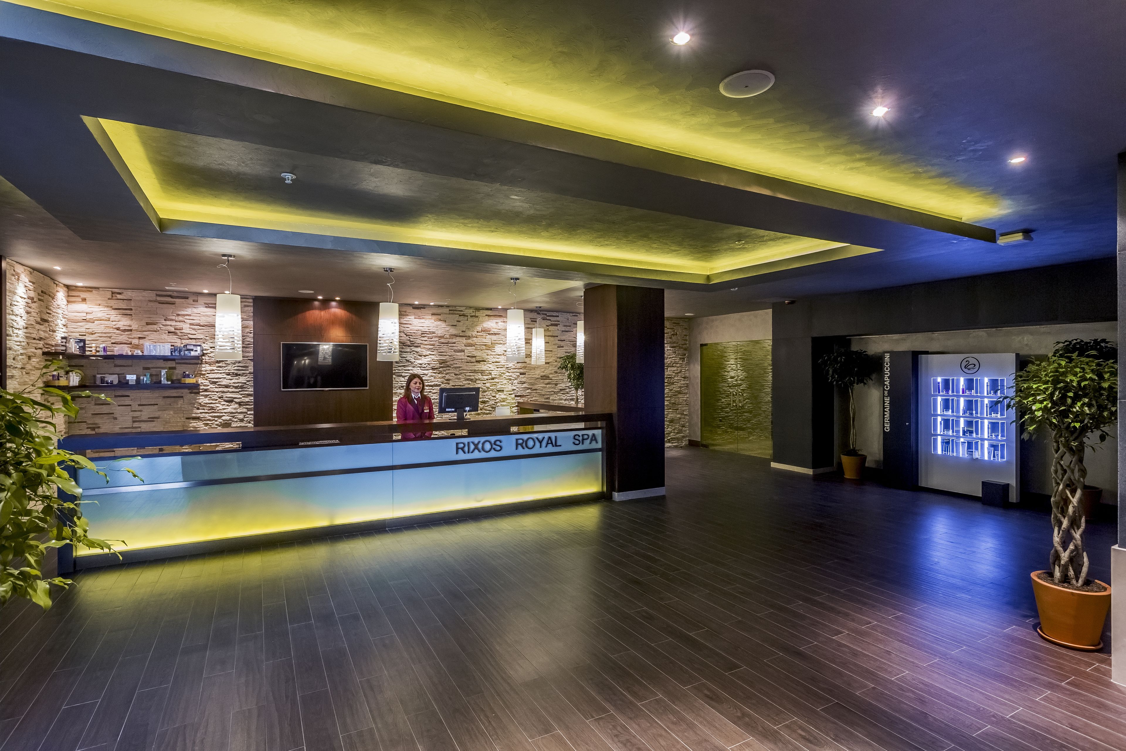 Turkish bath/hammam, body treatments, hydrotherapy, deep-tissue massages