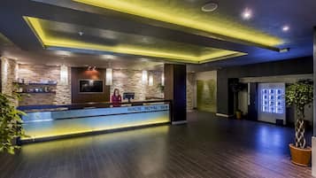 Turkish bath/hammam, body treatments, hydrotherapy, deep-tissue massages