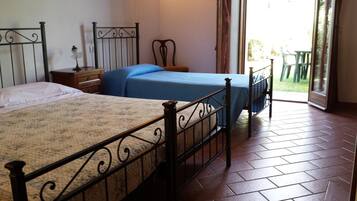 Literie de qualité supérieure, minibar, bureau, Wi-Fi gratuit