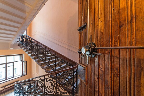 Staircase - Hostel-Ochag (St. Petersburg)