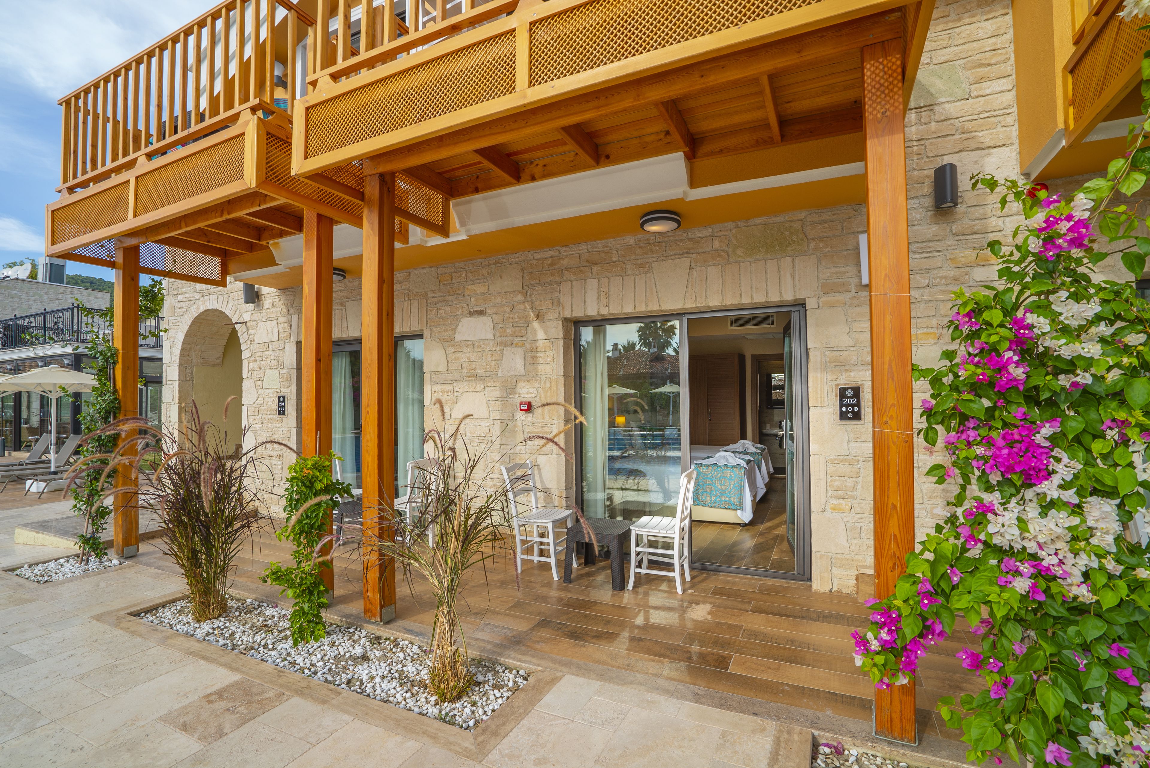 standard room | terrace/patio