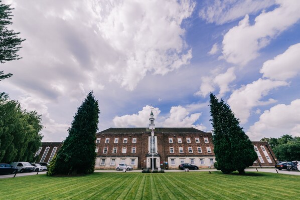 Front of property - OYO Hotel at Derby Conference Centre (Derby)