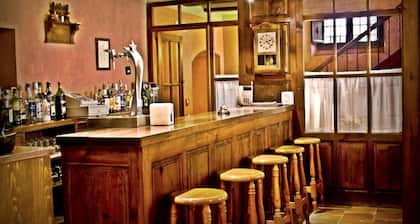 Hotel los Leones