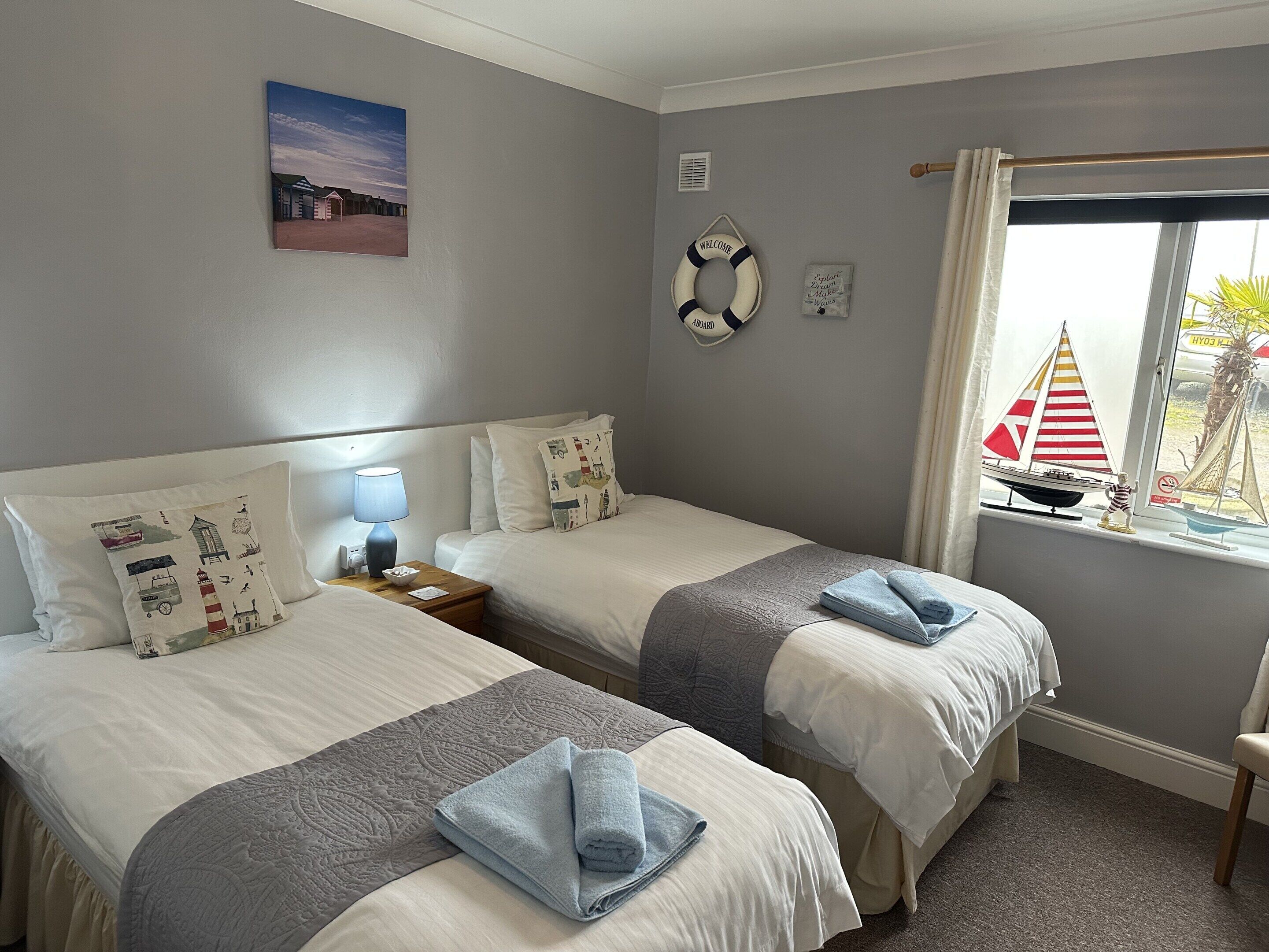 Quarto duplo superior, banheiro privativo | 1 quarto