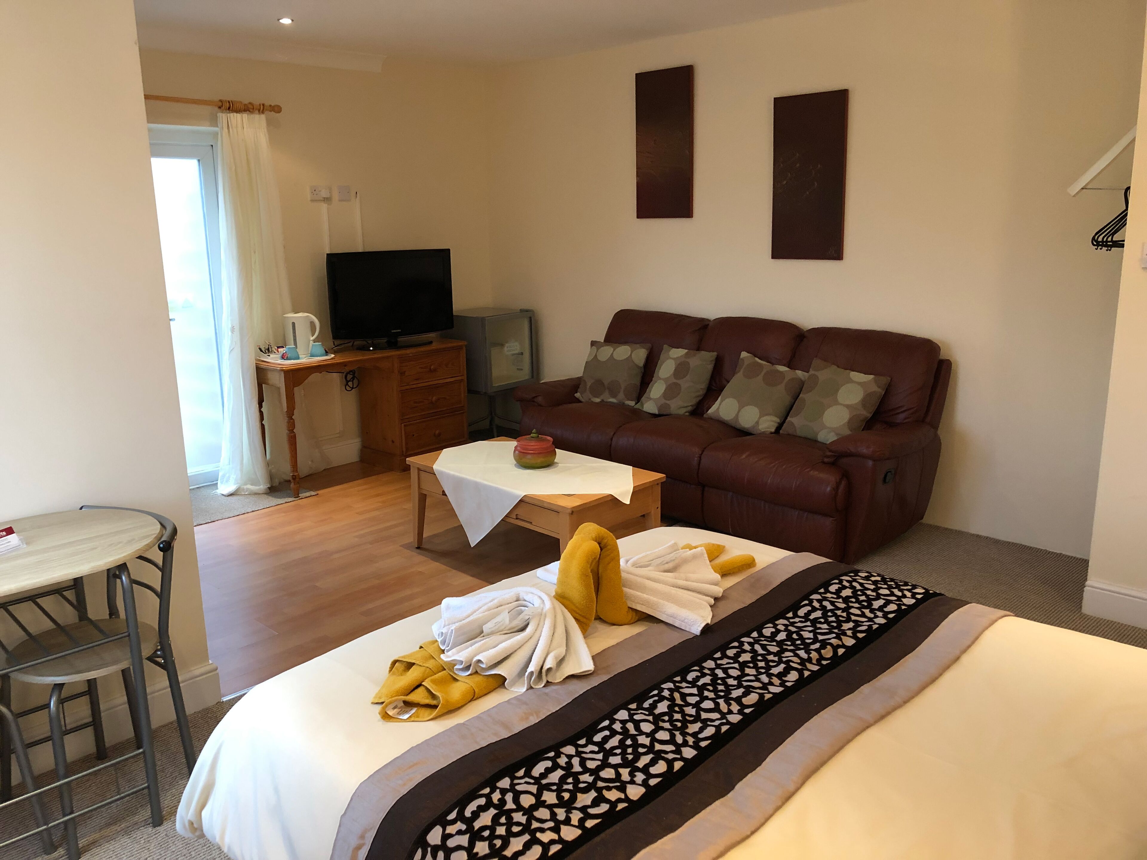 Suite, Ensuite (Room 1) | 1 bedroom