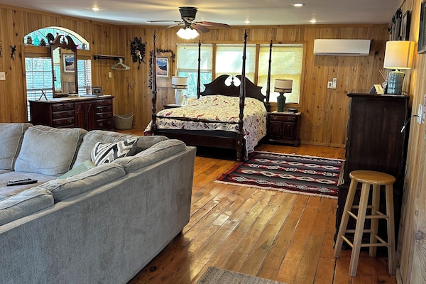 1 chambre, bureau, fer et planche Ă repasser, Wi-Fi gratuit