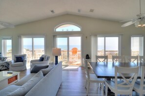 تلفزيون، مشغل دي في دي، ستيريو