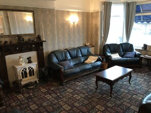 Lounge - North Parade Seafront Accommodation (Skegness)