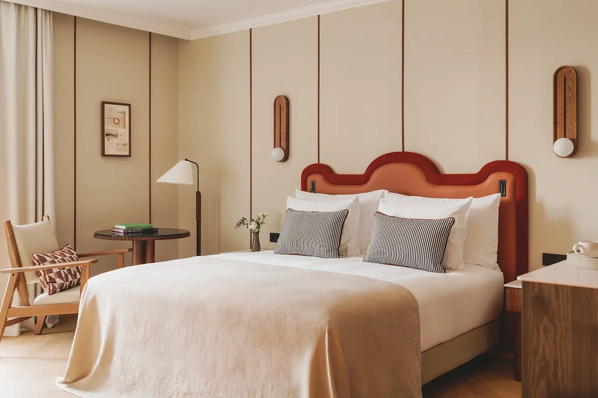 Minibar, coffres-forts dans les chambres, chambres insonorisées