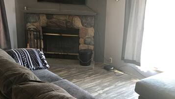 Smart TV, fireplace, video games, printers