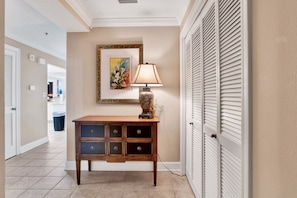 Interior - Phoenix IX (9) 1110 | Orange Beach, AL | Oversized and Affordable (Orange Beach)