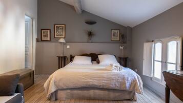 Classic Double Room, Ensuite (Céret)